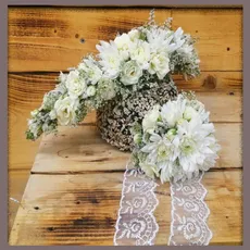 تاج گل و دستبند گل طبیعی عروس 